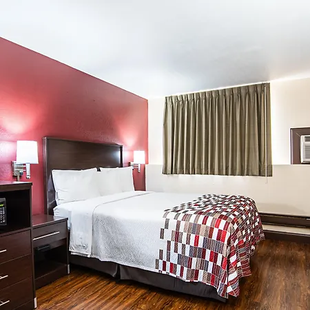 Red Roof Inn Cameron Exterior photo