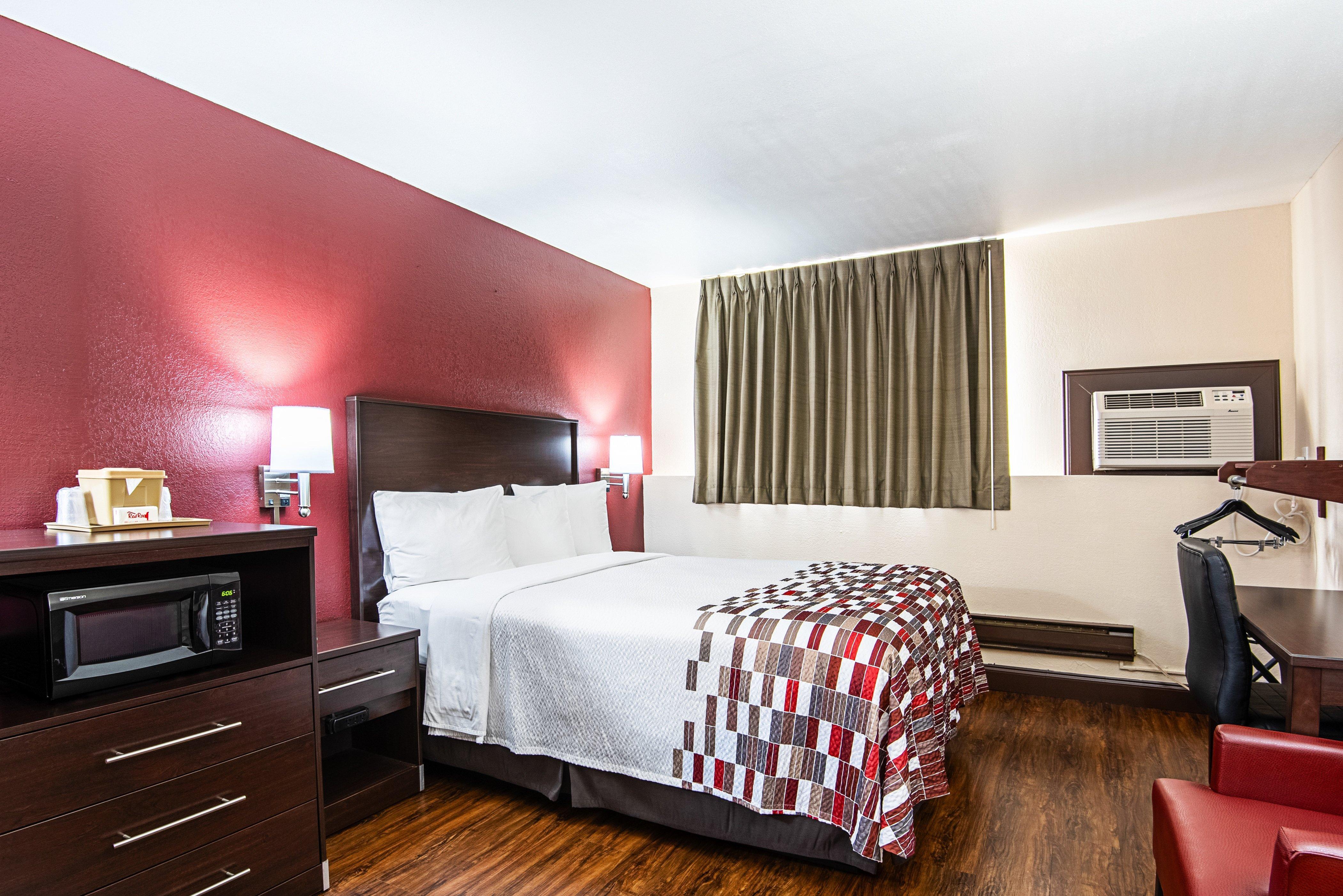 Red Roof Motel 2*